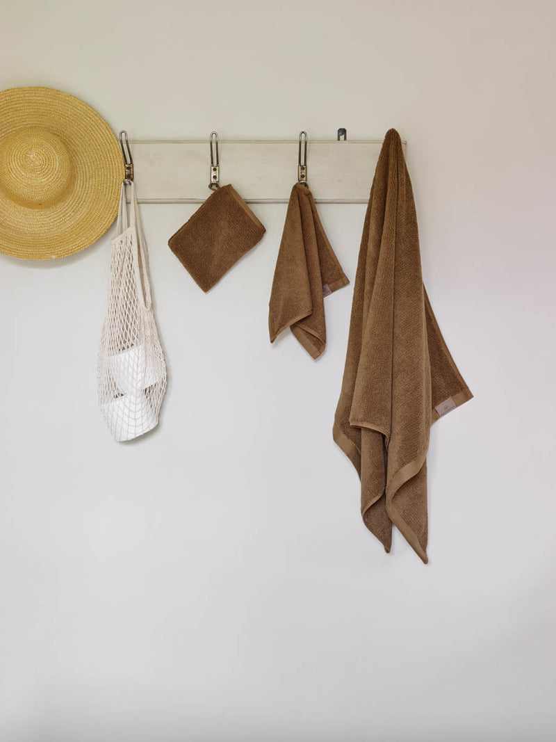 Aquanova Oslo Cinnamon Bath Towel - 70 x 130 cm