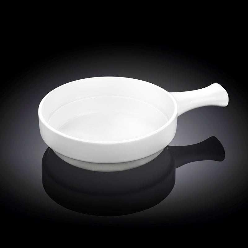 Wilmax 450ml Baking Dish with Handle - White