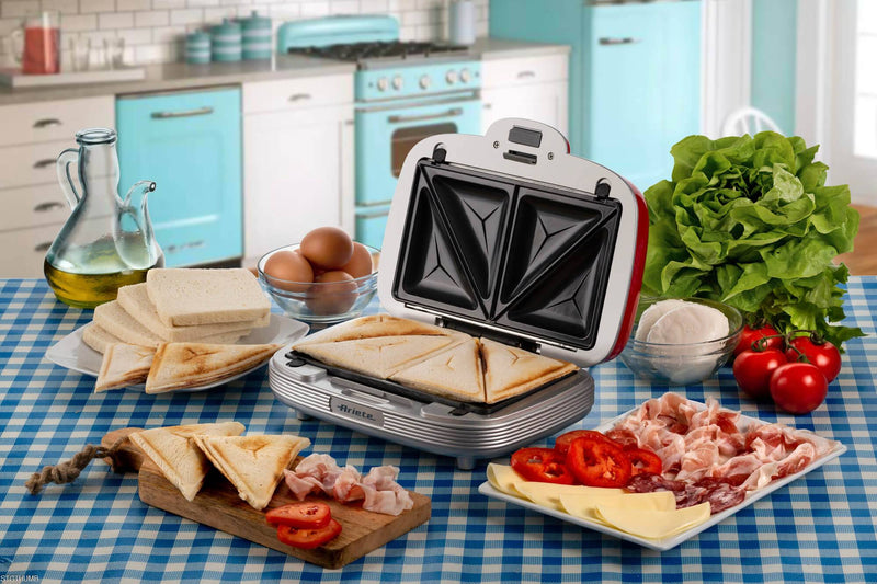 Ariete Party Time 1972 Sandwich/Muffin/Donut Maker - Red