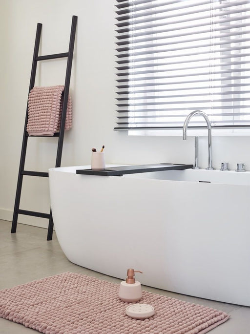 Aquanova Axel 70x120 cm Bath Mat - Dusty Pink