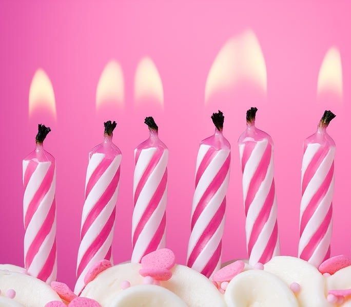 Price's Set of 20 Birthday Candles - Pink