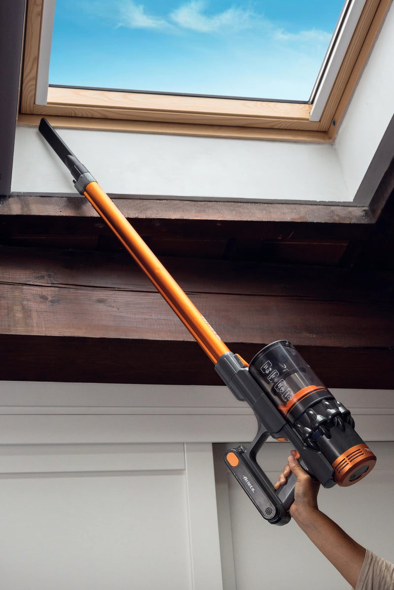 Ariete 2704 150W Cordless Digital Broom - Orange